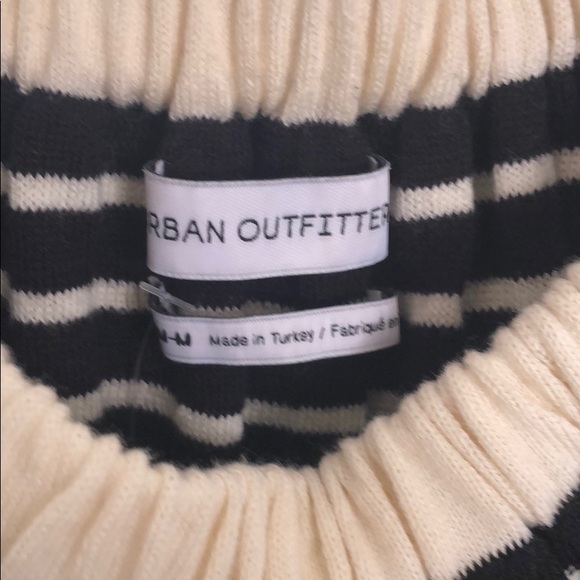 Remy Off the Shoulder Ruffle Top - Picture 3 of 3